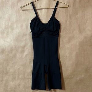Spanx | Slim Cognito Shape-Suit Bodysuit Mid Thigh Shapewear Black Size S